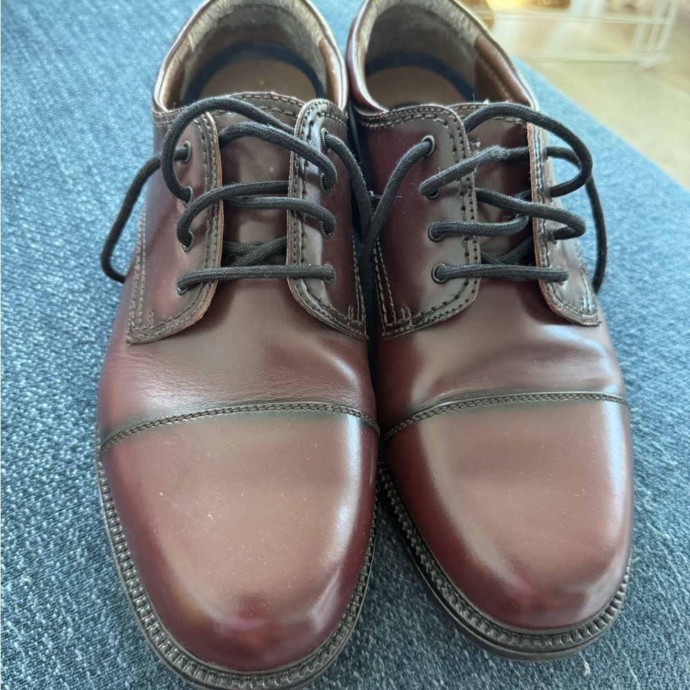 NEW Dockers Classic Brown Leather Men's Shoes